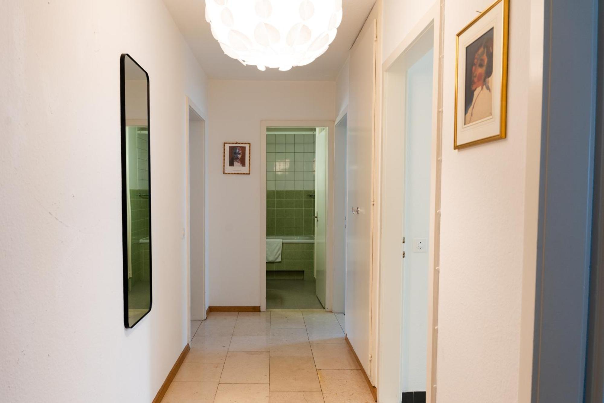 Gemuetliche Grosse Wohnung Naehe Uni Базель Экстерьер фото